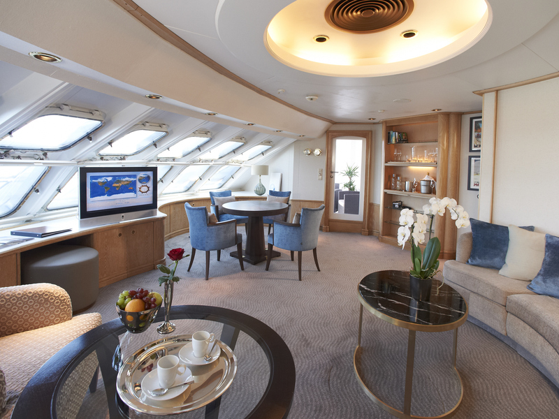 Owner's Suite Foward